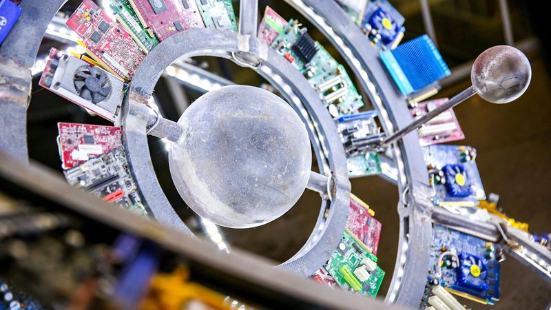 技术外包平台：揭秘其优缺点与行业应用